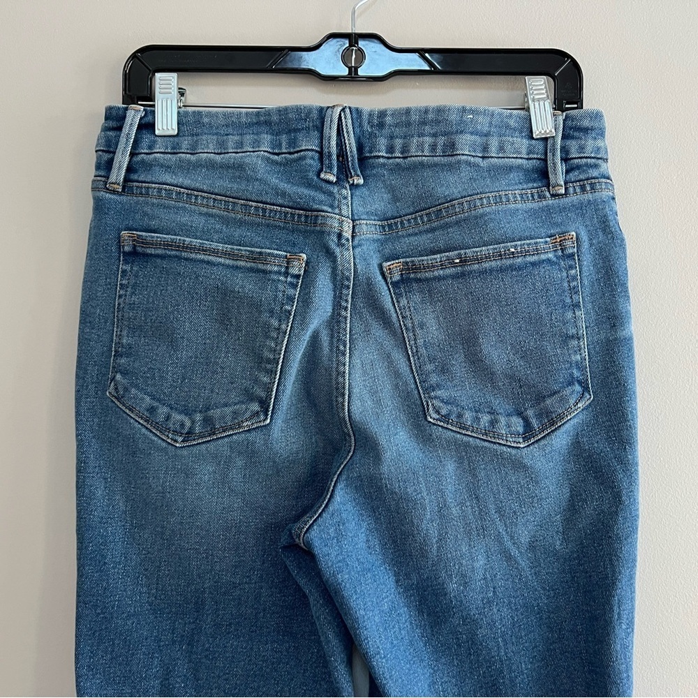 Good American Soft Tech Good Legs Ankle Slit Flare Jeans, Light Blue, 8/29 - Picture 6 of 11